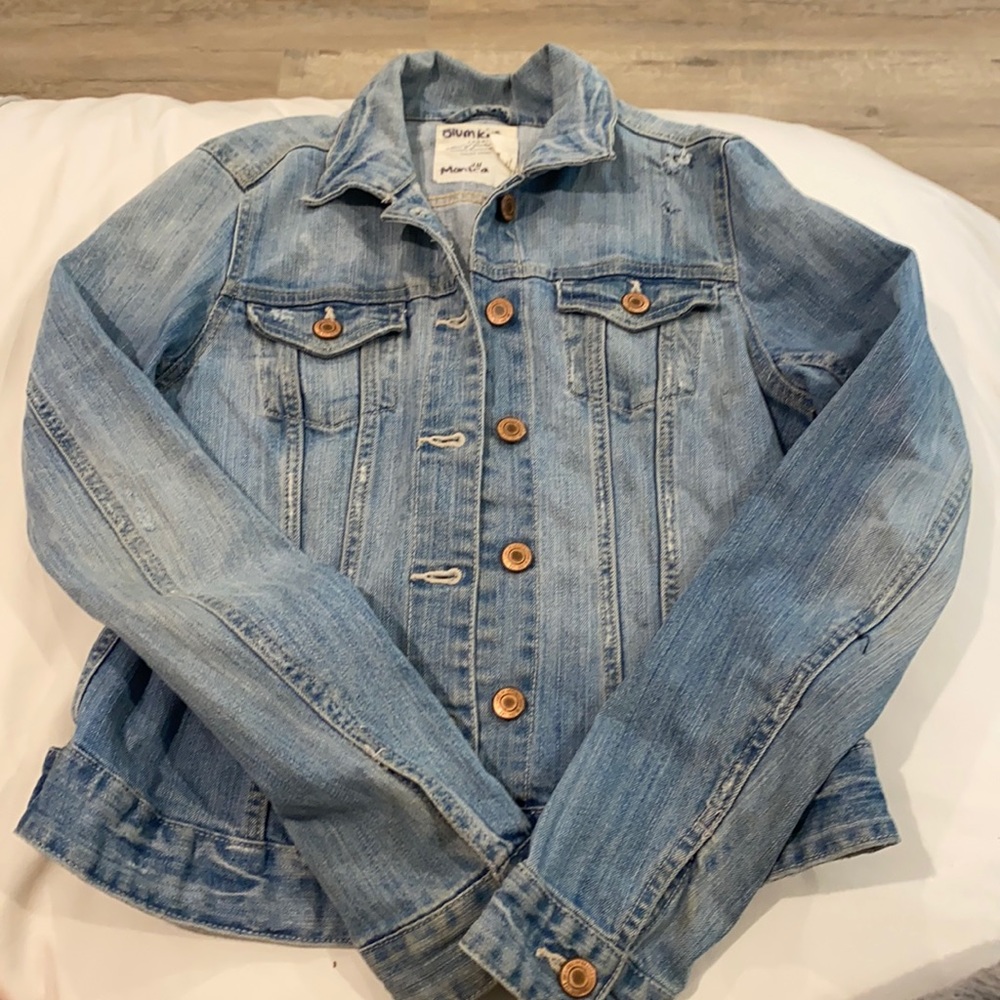 Light wash denim jacket